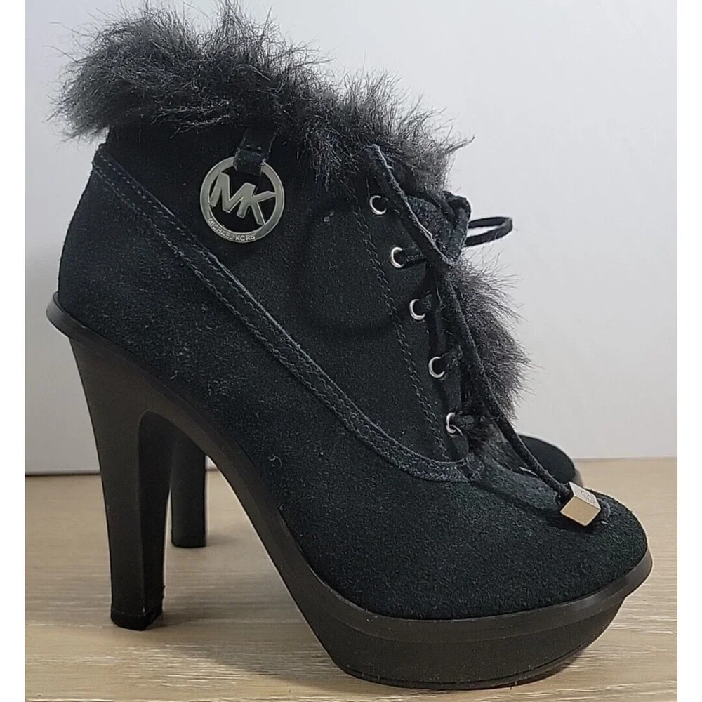 Michael Kors Boots Women's‎ 5M Carlie Fur Trim High Heels Ankle Lace Up Black